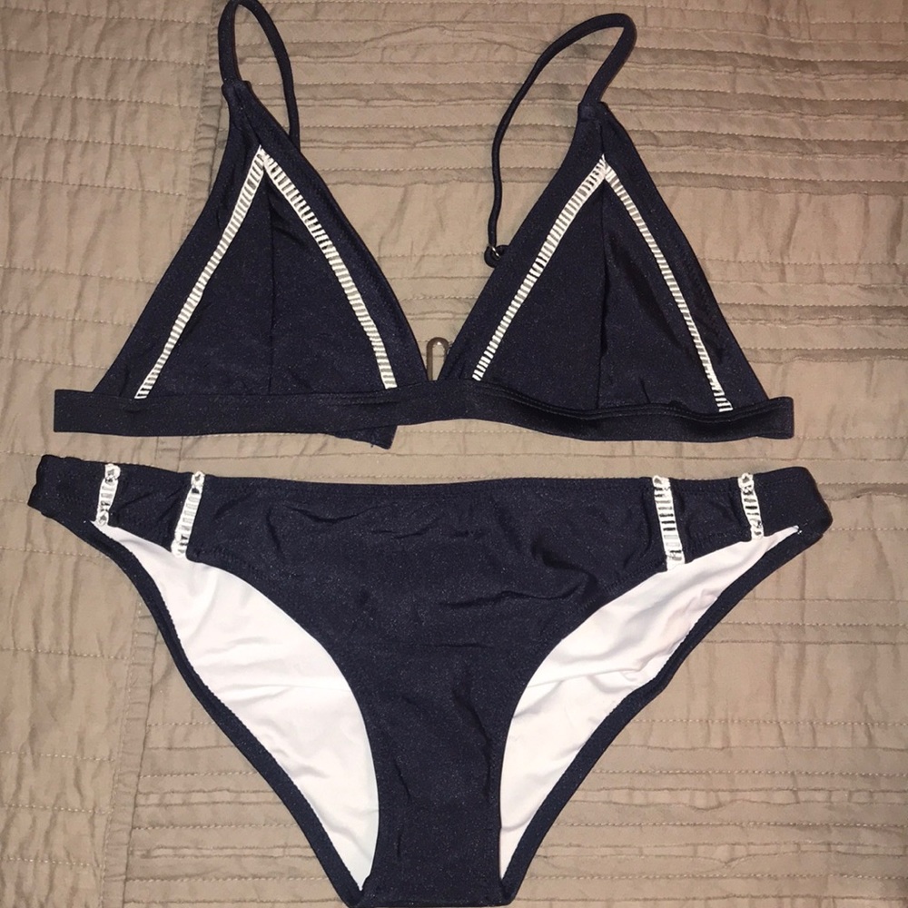 Bathing suit